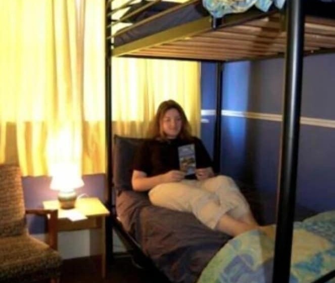 Общежитие Worldwide Backpackers