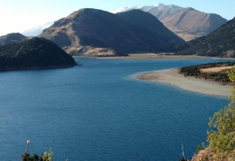 הוסטל Zula Lodge