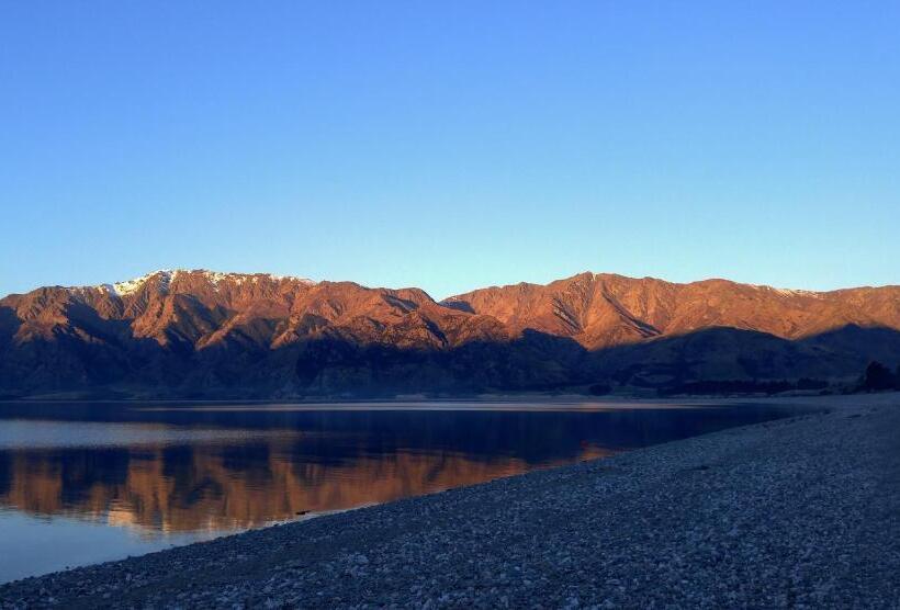 הוסטל Zula Lodge