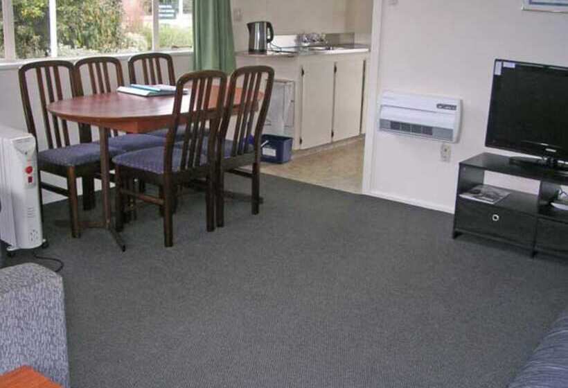 Alexandra Garden Court Motel