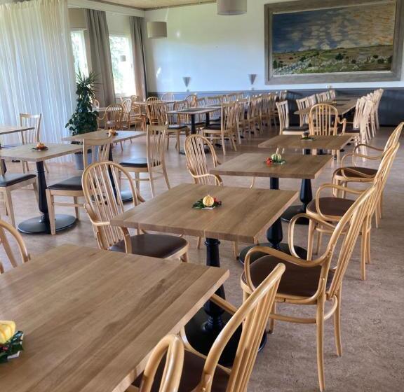 Allégården Kastlösa Hotell