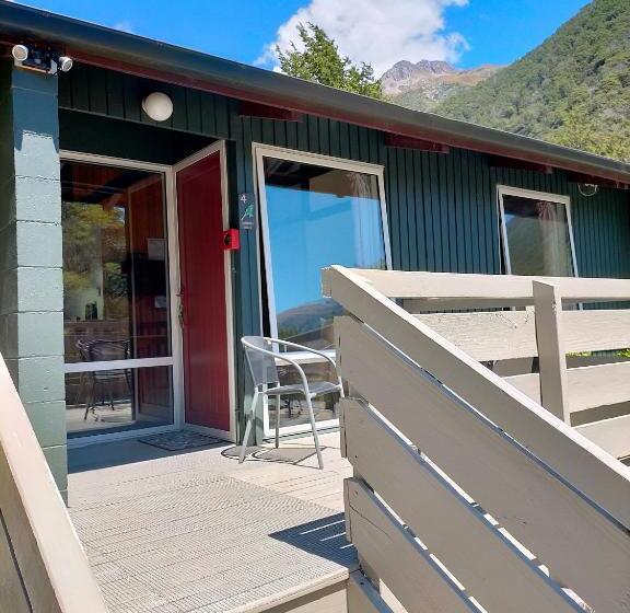 Arthur's Pass Alpine Motel