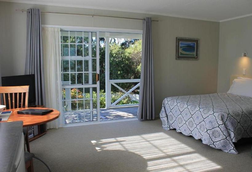 Ash Grove Boutique Motel