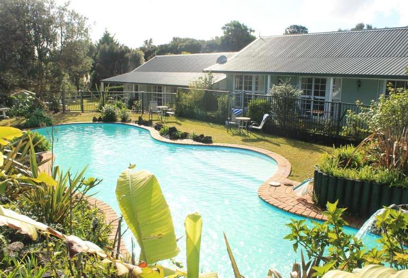 Ash Grove Boutique Motel