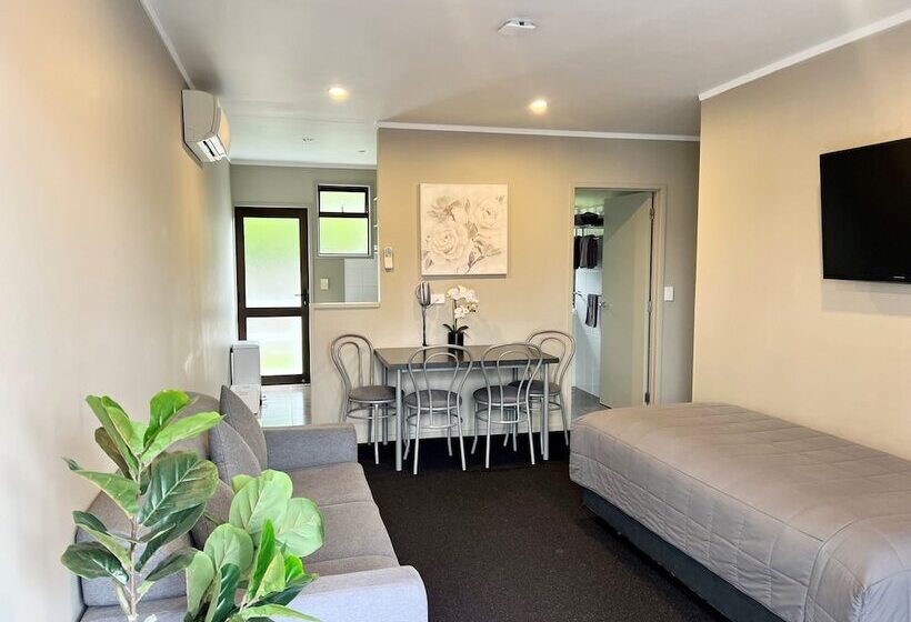 Ashbrook Motel Taupo