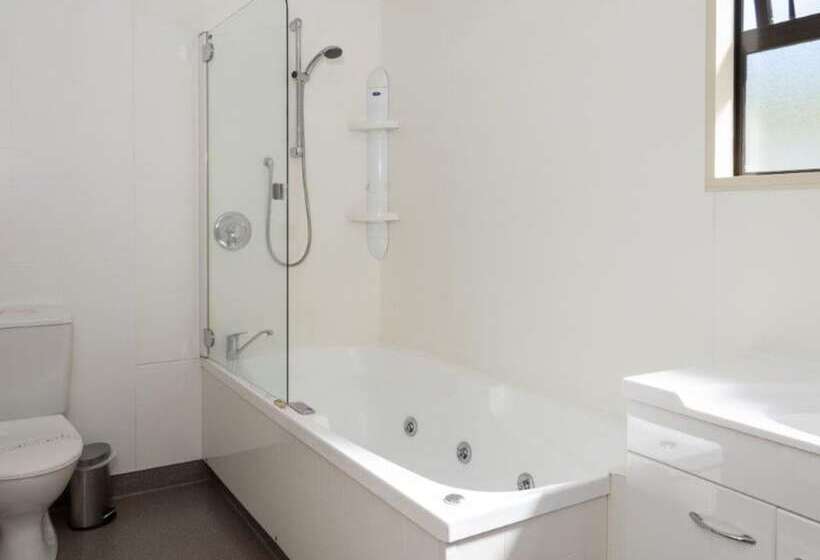 Ashburton's Regency Motel