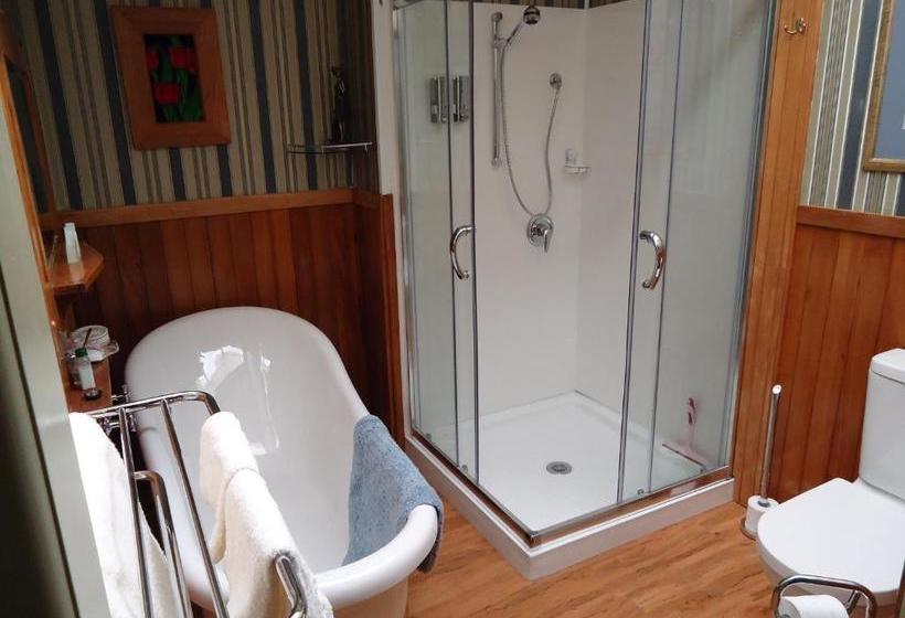 Astonleigh Villa Bed & Breakfast