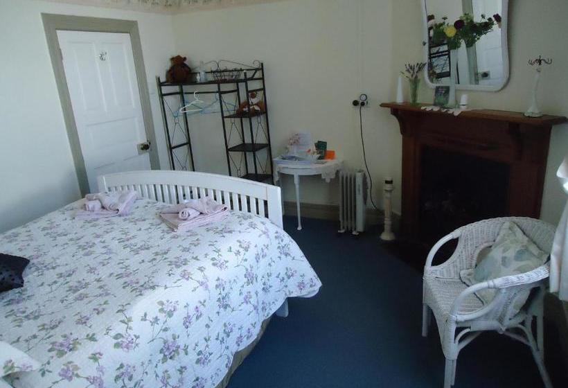 Astonleigh Villa Bed & Breakfast