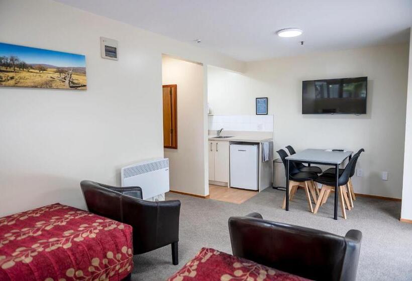 Asure Aspiring Court Motel