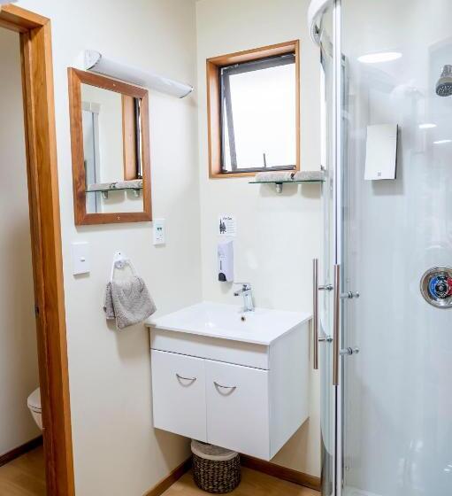 Asure Aspiring Court Motel