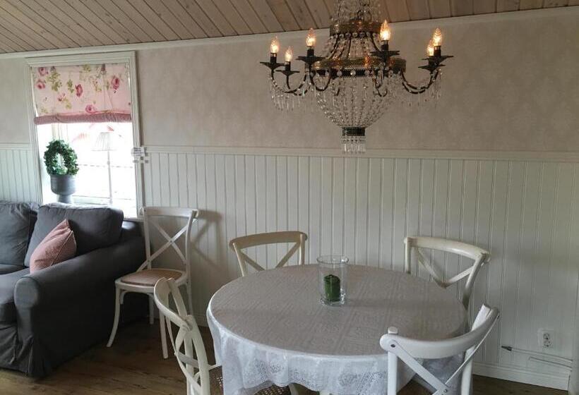 Augustas Bed & Breakfast