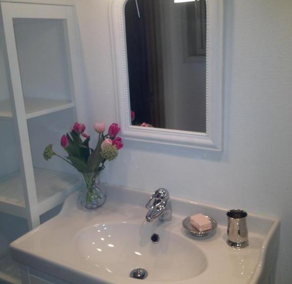 Augustas Bed & Breakfast