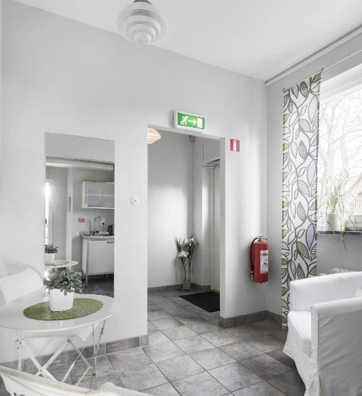 Aurora Bed & Breakfast