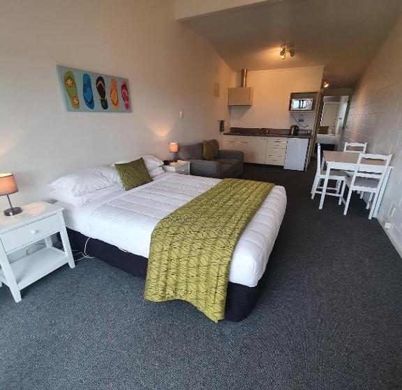 Мотель Baileys At The Beach