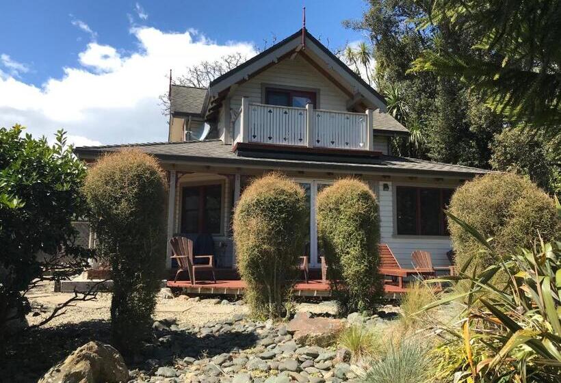 Baywick Inn Bed & Breakfast