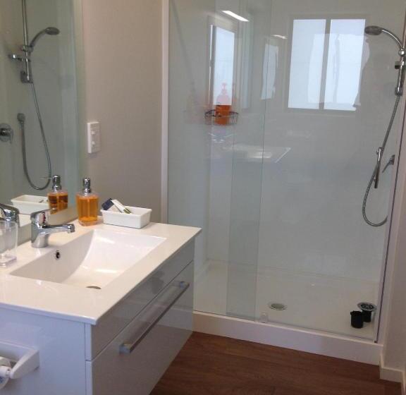 住宿加早餐  Baywaterviews