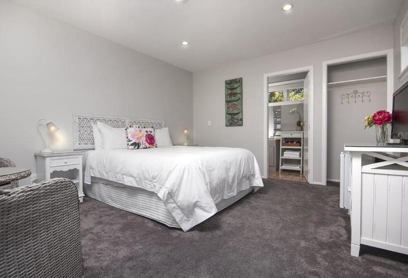 Botanica Bed And Breakfast