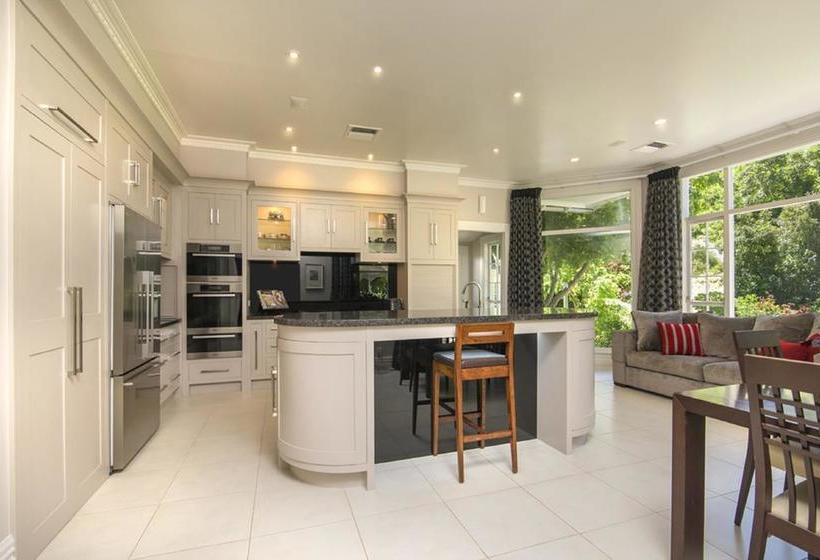 Botanica Bed And Breakfast