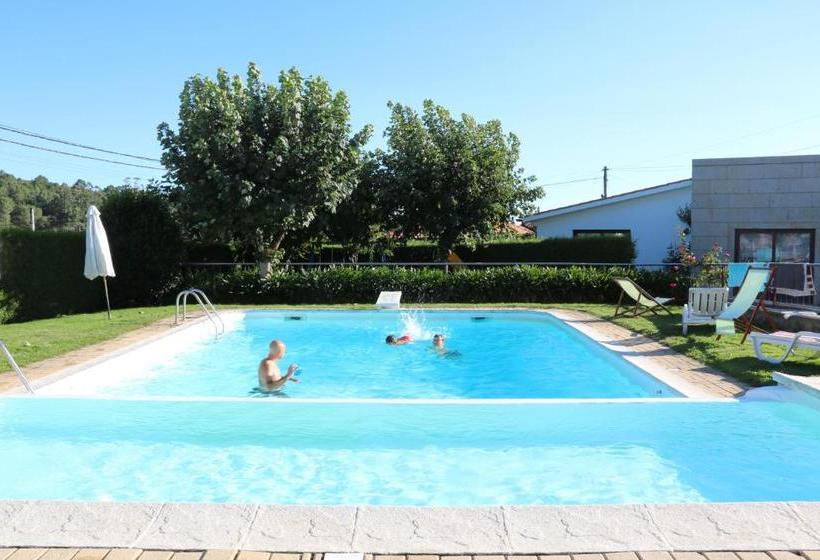 ベッドアンドブレックファースト Casa Paz Do Outeiro