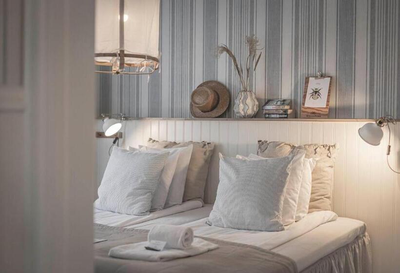 مبيت وإفطار Eco By Strandnära