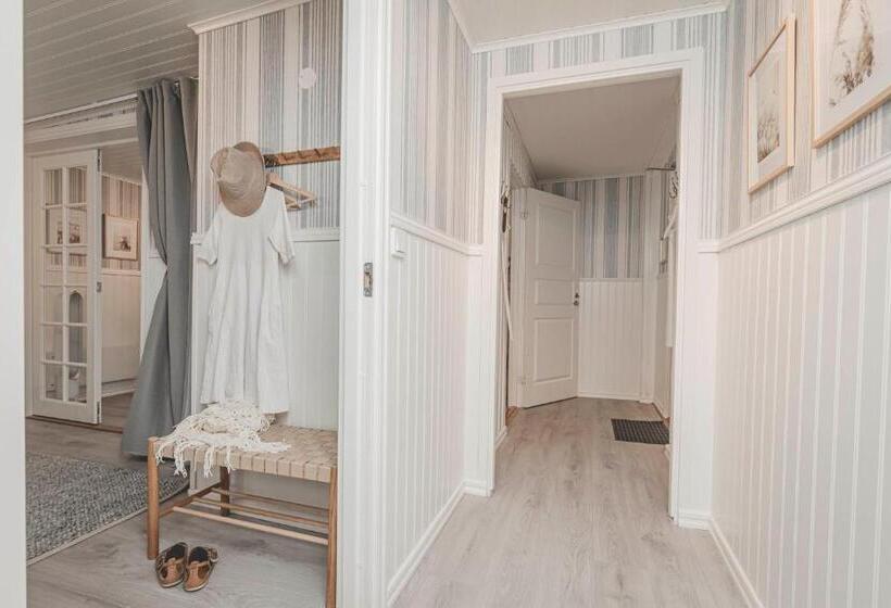 مبيت وإفطار Eco By Strandnära