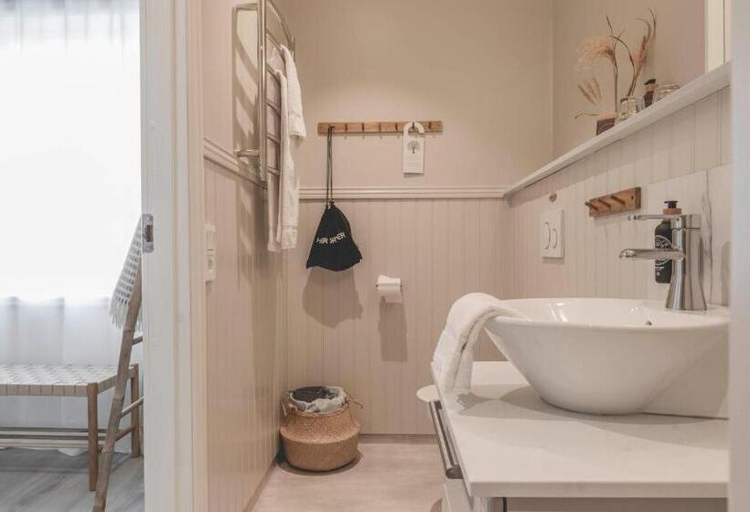 مبيت وإفطار Eco By Strandnära