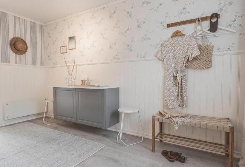 مبيت وإفطار Eco By Strandnära