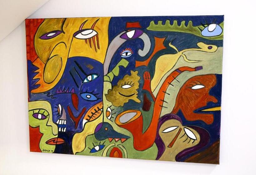 تختخواب و صبحانه House Petit Lusa