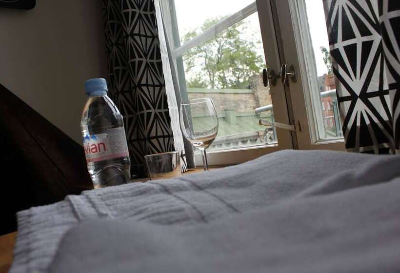 住宿加早餐  Magles Smiley Inn