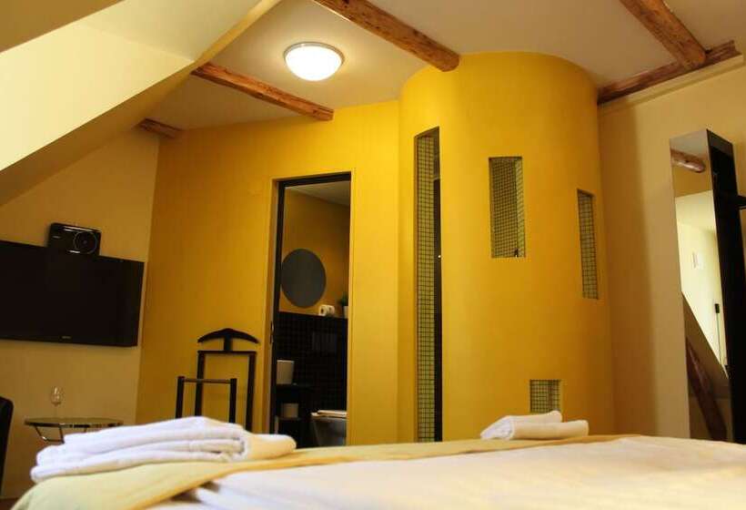 住宿加早餐  Magles Smiley Inn