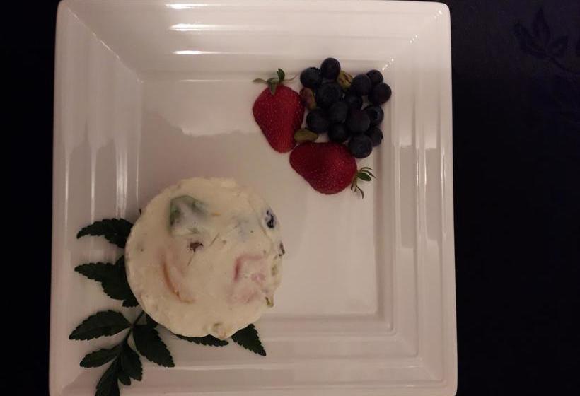 تختخواب و صبحانه Riverside Homestead