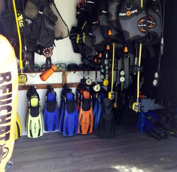 住宿加早餐 Puravida Divehouse