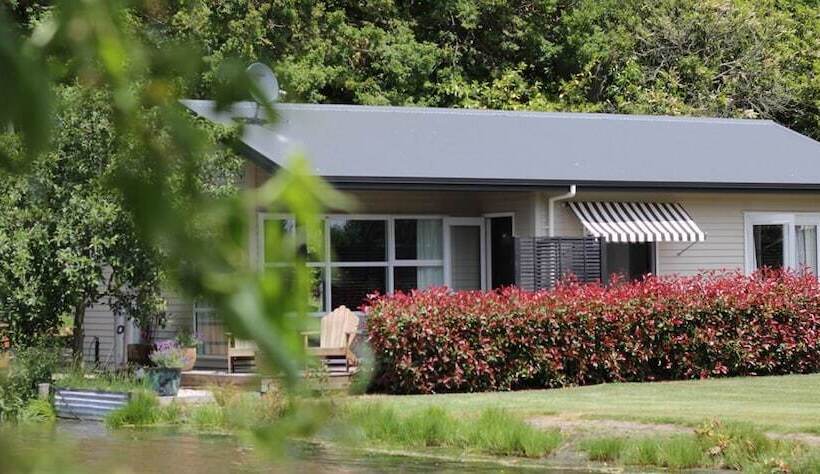 צימר Revive On Oakview Boutique Accommodation And Spa