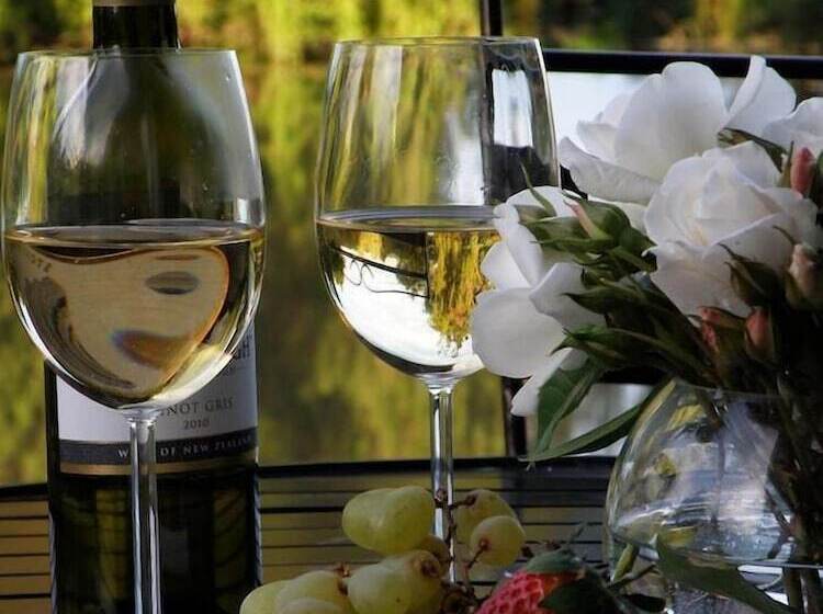 צימר Revive On Oakview Boutique Accommodation And Spa