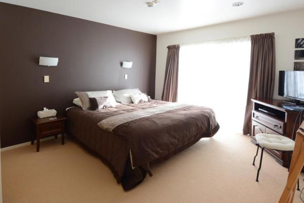 Bed and Breakfast Springwaters Lodge