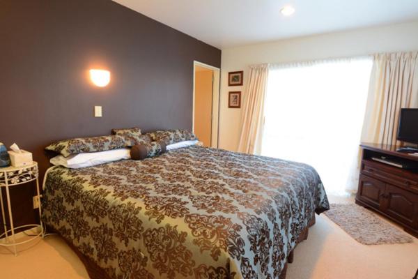 Bed and Breakfast Springwaters Lodge