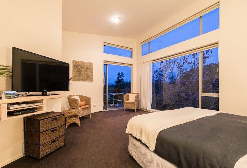 تختخواب و صبحانه Stone Store Lodge