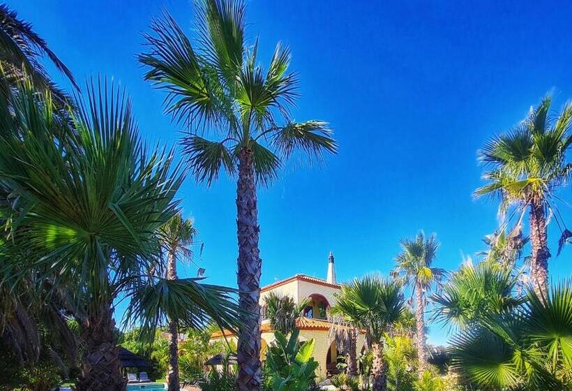 צימר Villa Paraiso Naturism Optional Adults Only