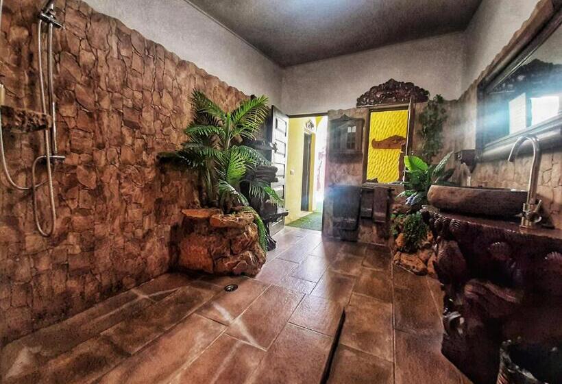 צימר Villa Paraiso Naturism Optional Adults Only