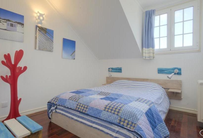 Blue Boutique Hostel & Suites