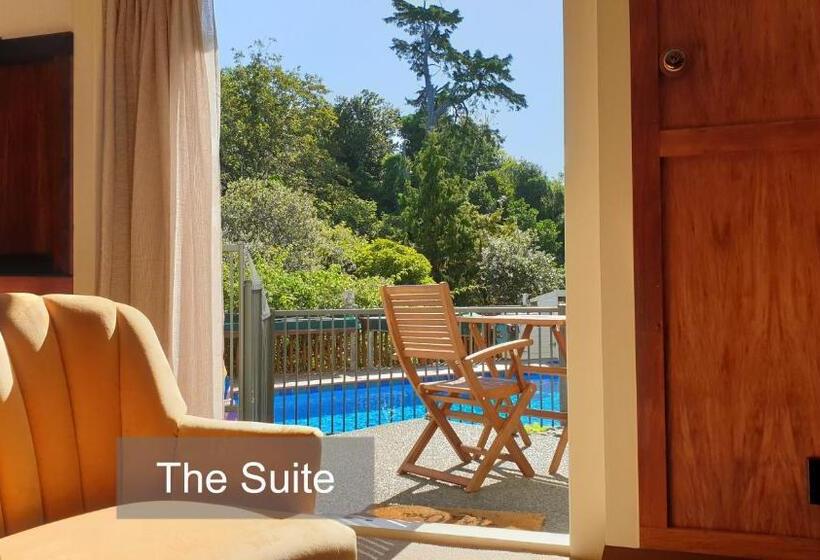 Bluff Hill Bed & Breakfast