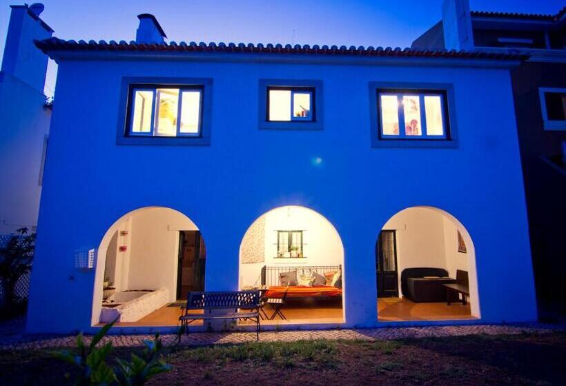 Cascais Boutique Hostel