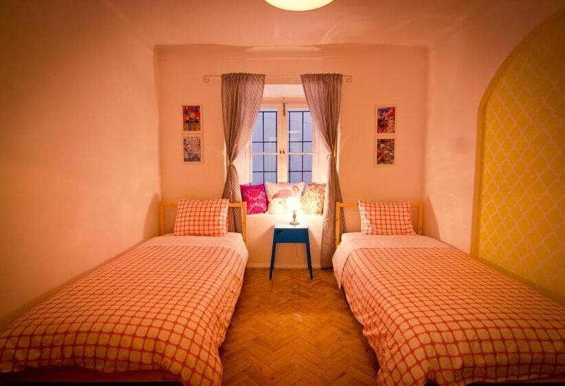 Cascais Boutique Hostel