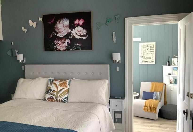 Chelsea House Bed & Breakfast