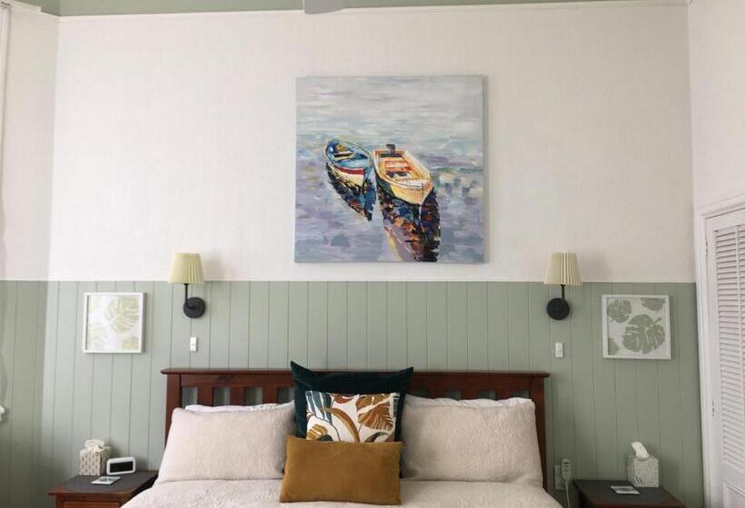 Chelsea House Bed & Breakfast