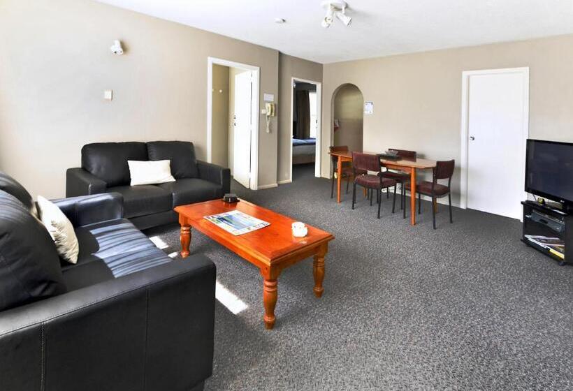 Classique Lodge Motel