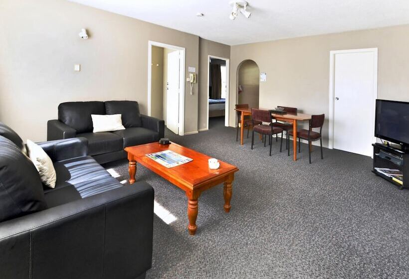 Classique Lodge Motel