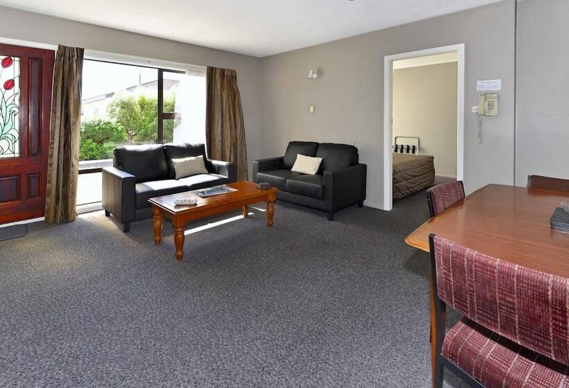 Classique Lodge Motel