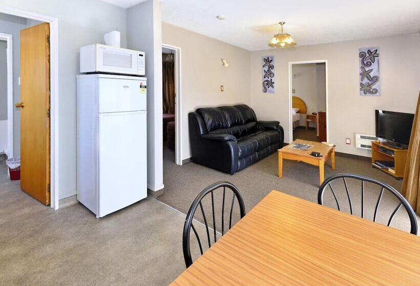 Classique Lodge Motel