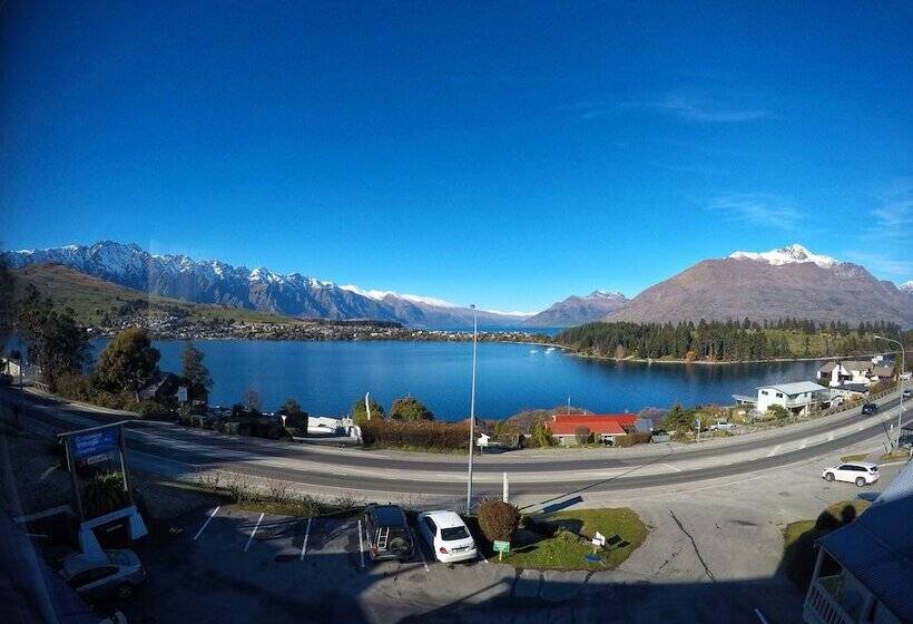 Lakeview Colonial Motel